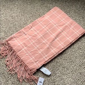 NWT Banana Republic Blanket Scarf